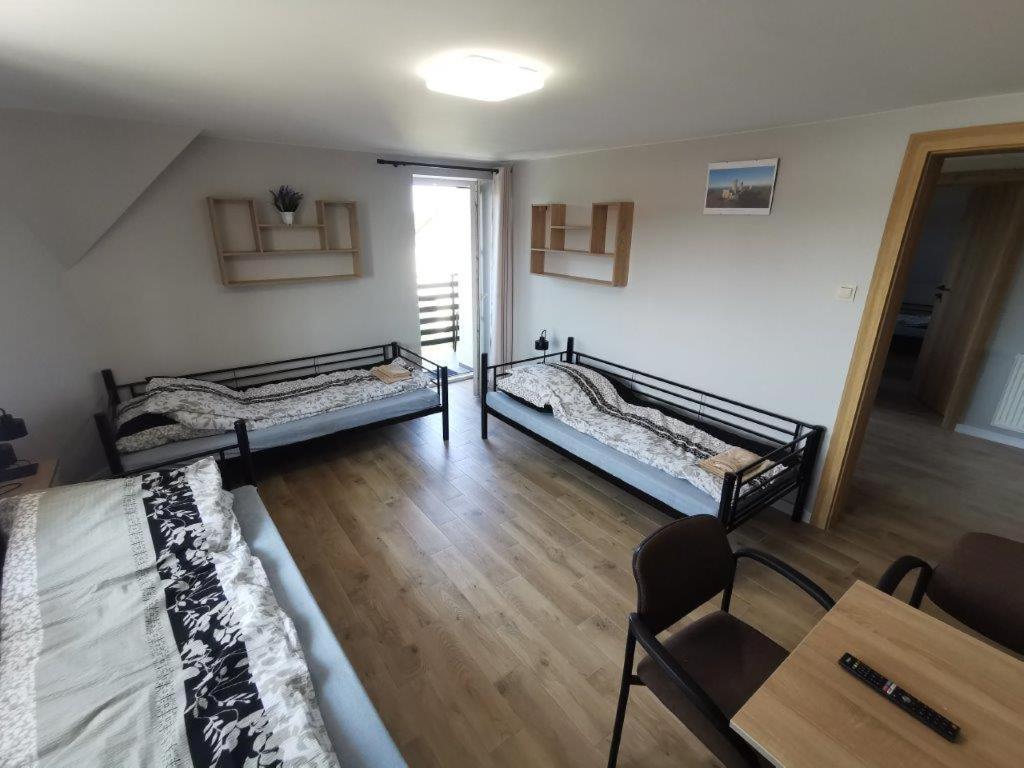 Tanie Noclegi, Kwatery, Pokoje Do Wynajecia , Targi Kielce Extérieur photo