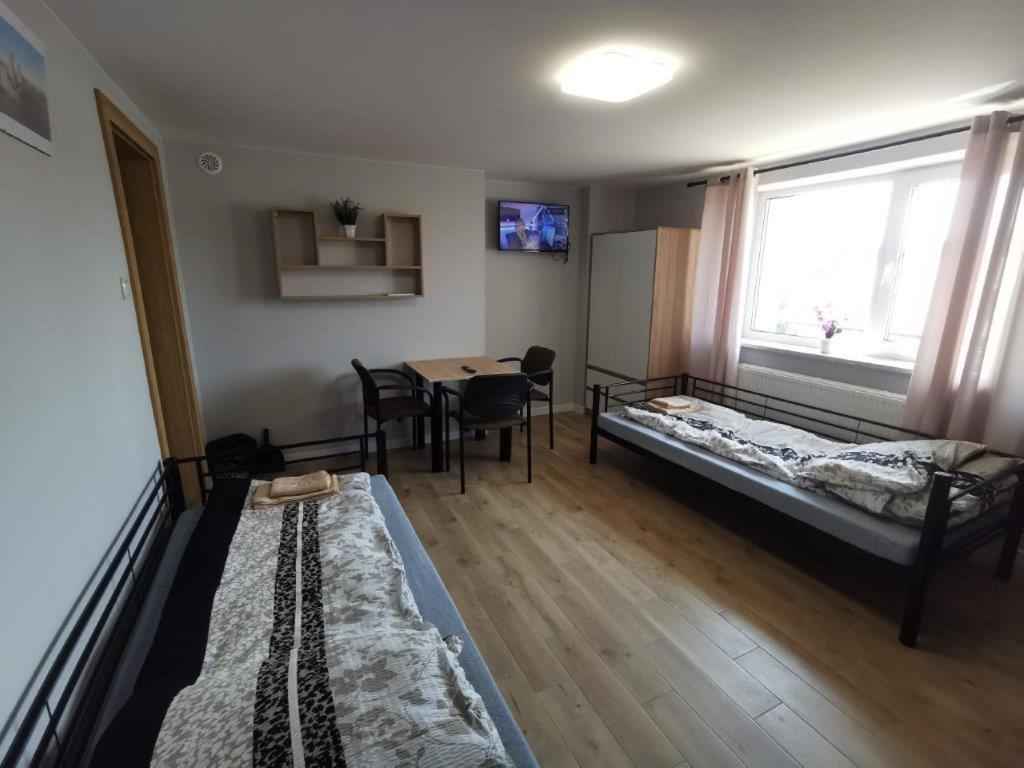 Tanie Noclegi, Kwatery, Pokoje Do Wynajecia , Targi Kielce Extérieur photo